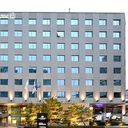 Afirst Hotel Myeongdong Seul Dış mekan fotoğraf